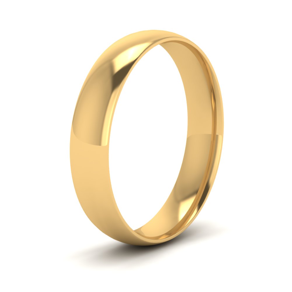 9 MM Classic Comfort Mens Wedding Band In 14k Yellow Gold | Cuts & Carat